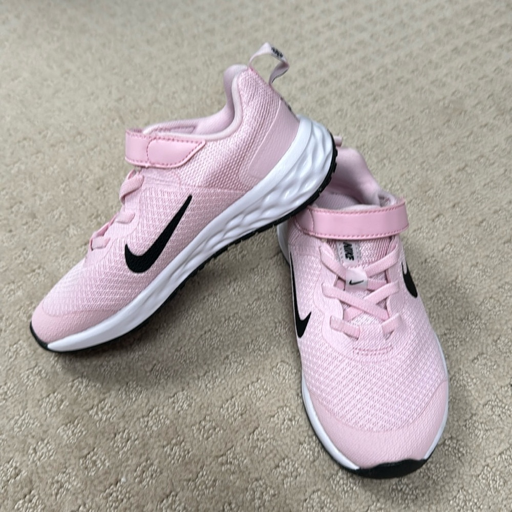 Girls Nike Size 11.5 Sneakers - Brand New!